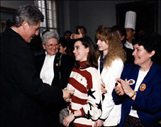 <strong>1992</strong> - During a visit to the Franklin D. Roosevelt Library in February 1993, President Bill Clinton greeted the library staff.