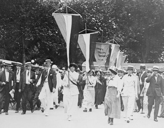 Marchers for woman suffrage 
