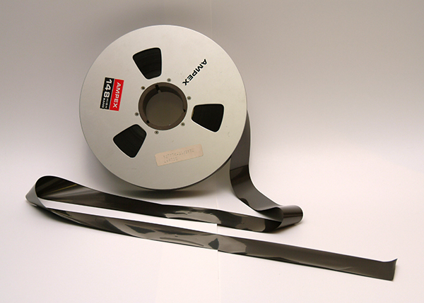 Magnetic Storage Media // How They Store Data And Examples: HDD, Portable  HDD and Magnetic Tape 